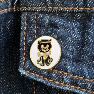 Cat Enamel Pin Brooch Lapel Pin Cartoon Animal Badge Cute Kitten
